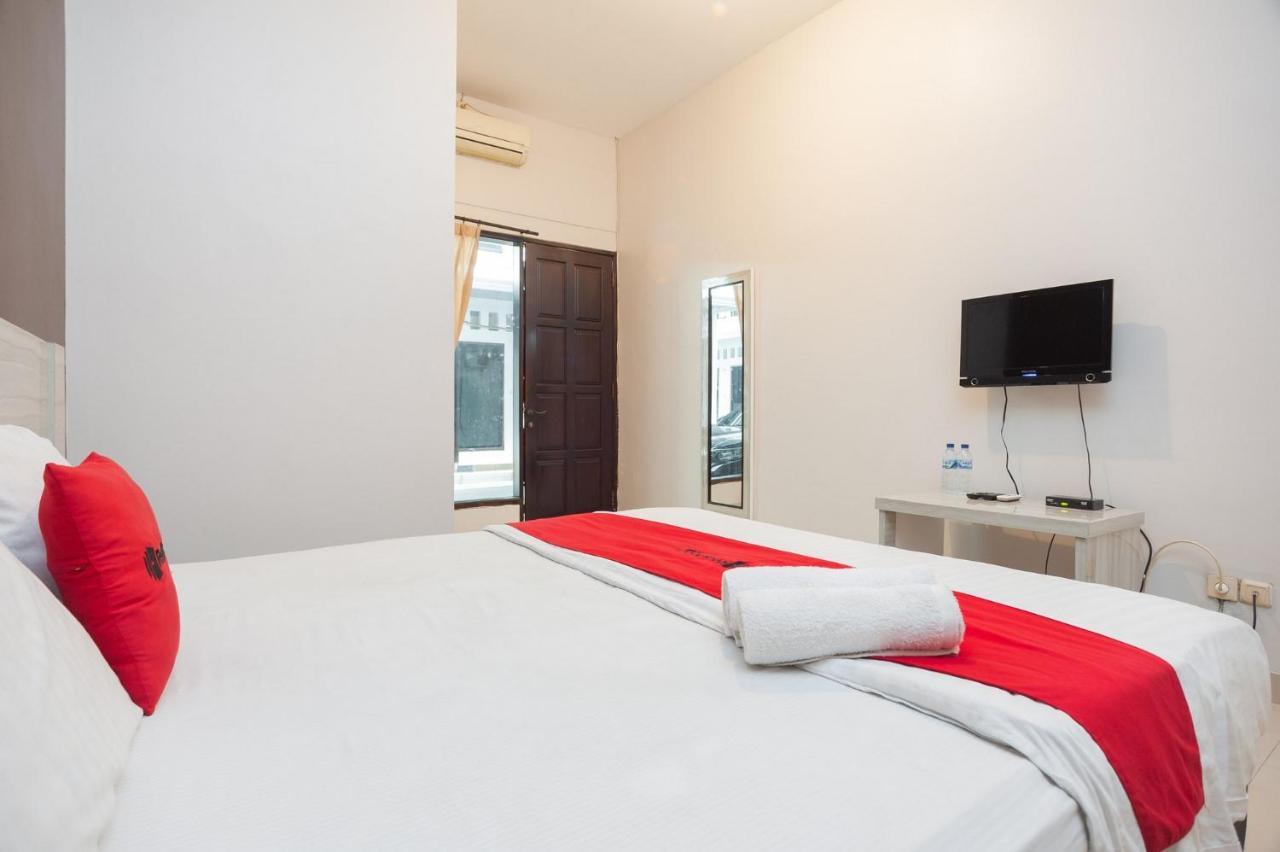 מלון Reddoorz Syariah Near Taman Air Mancur בוגור מראה חיצוני תמונה