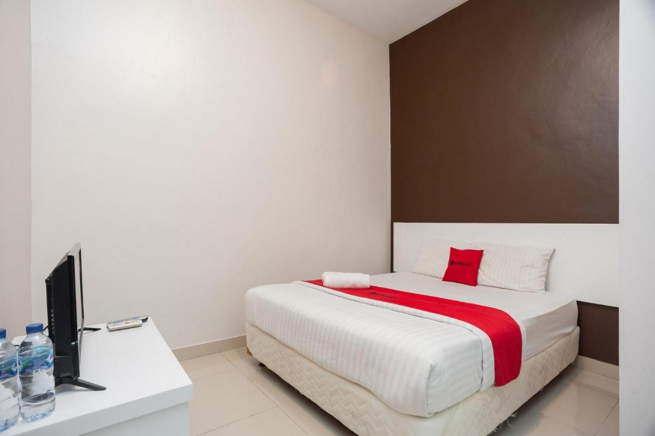 מלון Reddoorz Syariah Near Taman Air Mancur בוגור מראה חיצוני תמונה